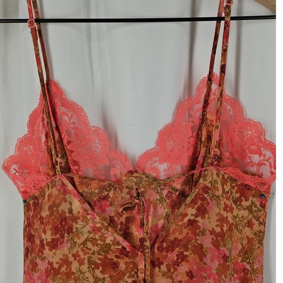VICTORIA'S SECRET FLORAL CAMISOLE SLIP DRESS – SIZE XS – LACE TRIM – VINTAGE - Picture 11 of 13